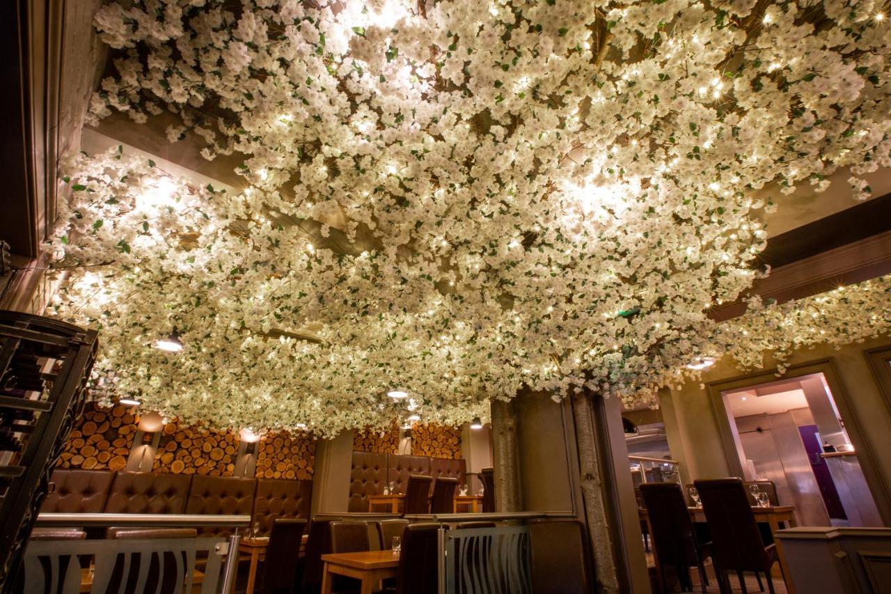 The Crown Hotel Bawtry-唐克斯特 外观 照片