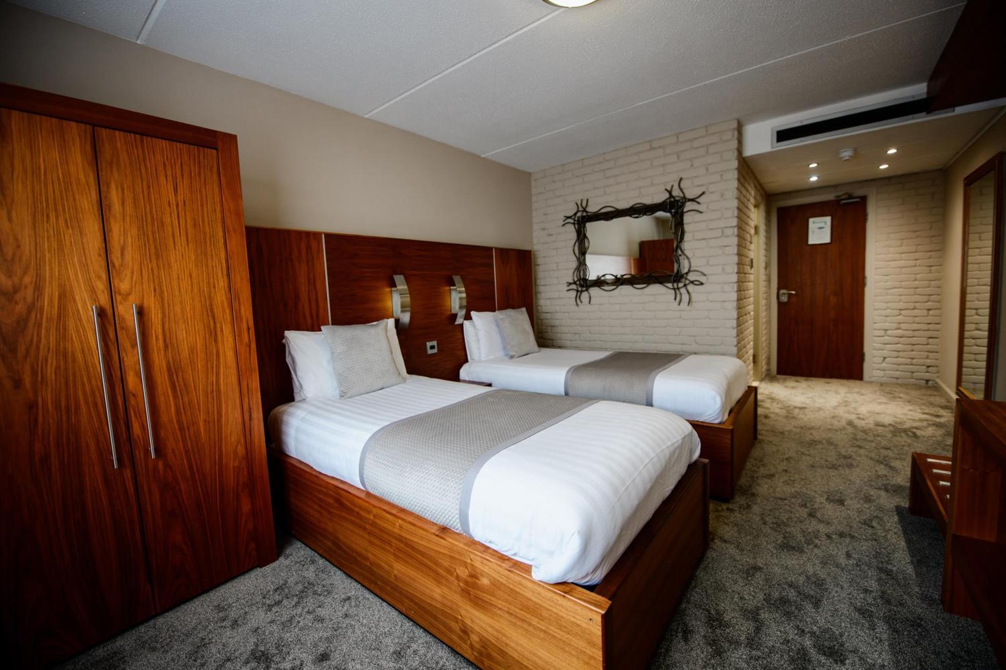 The Crown Hotel Bawtry-唐克斯特 外观 照片