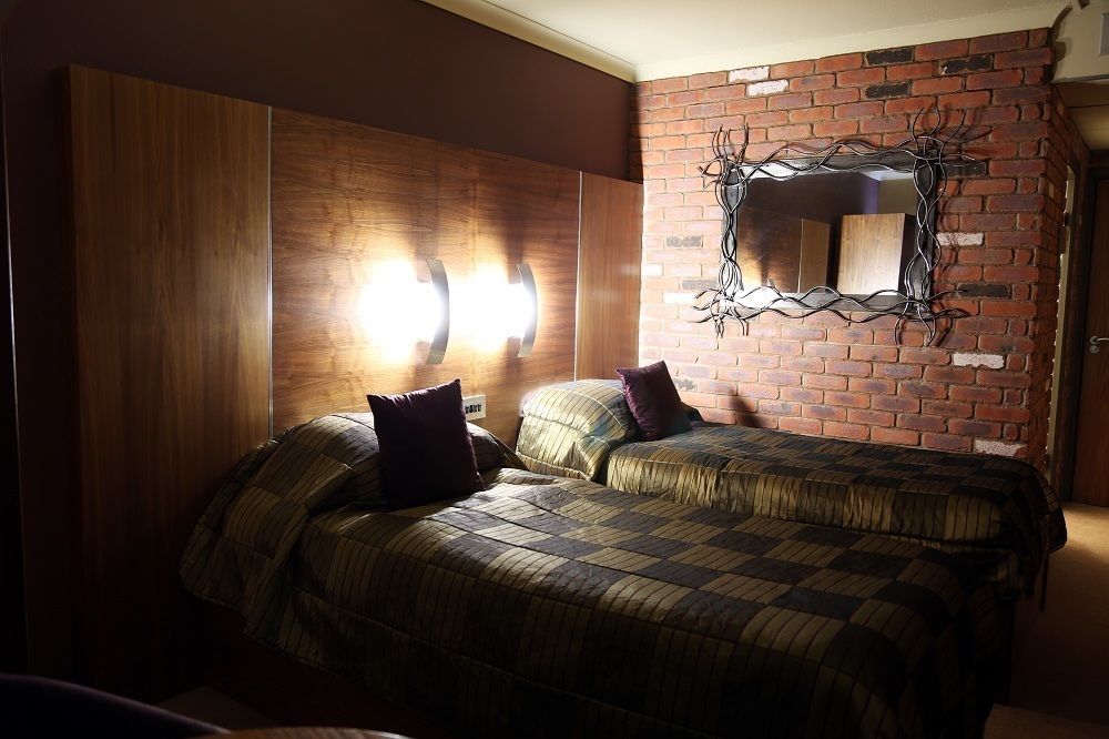 The Crown Hotel Bawtry-唐克斯特 外观 照片
